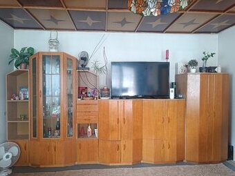 Obývací stěna za odvoz