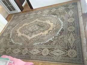 Prodám vlněný Perský koberec