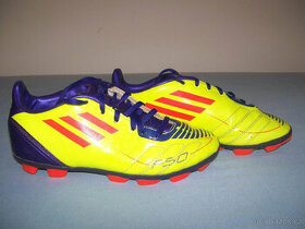 Kopačky ADIDAS F 10 - č. 32