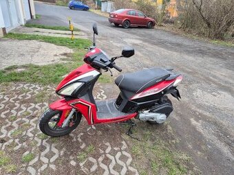 Yuki City 125 , skútr