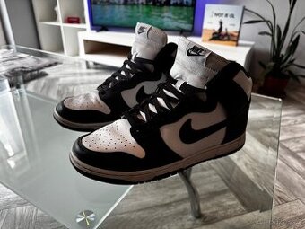 Nike Dunk High Retro “Panda” 43