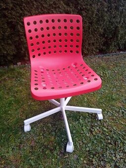 Otočná židle IKEA