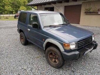 Mitsubishi Pajero 2