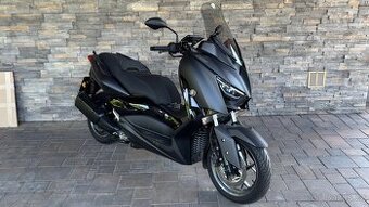 Yamaha Xmax 300