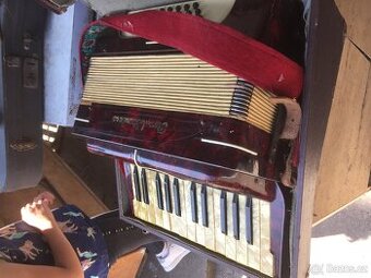 Tahačů harmonika