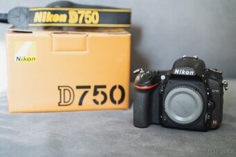 Nikon D750 tělo zrcadlovka
