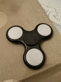 Fidget spinner