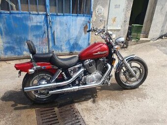 Honda shadow vt 1100 r2003