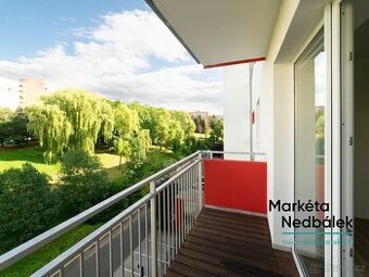 Pronájem byty 2+kk, 38 m2 - Zlín, ev.č. 22623