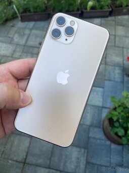 iPhone 11 PRO 256Gb…jako nový, 97% baterie