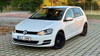 VW Golf 1.2 TSI 77kW, původ ČR 2015, serviska, STK do 7/27