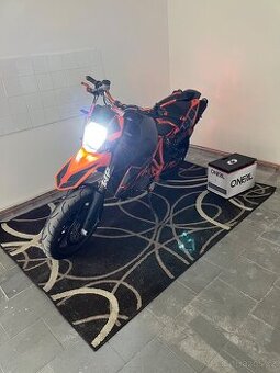 KTM 990 SM (2008) - 1