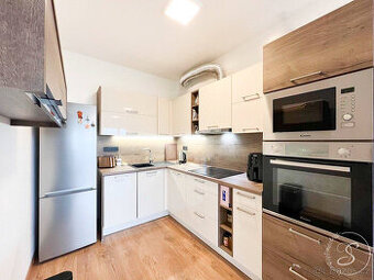 Pronájem bytu 2+kk, 59 m2, Praha