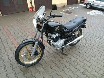 Honda cb 250