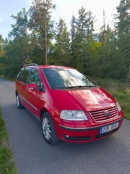 Volkswagen Sharan 1.8 T 20V Turbo - Velké rodinné auto