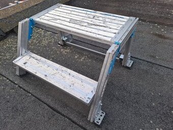 schody vysoké  50 cm, pojízdné