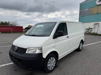 VW Transporter T5 1.9 TDI