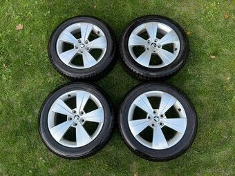 Sada zimních kol 215/55R17 - Škoda Superb 3