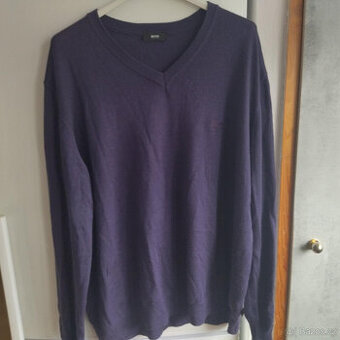 Hugo Boss málo nošený svetr 50% vlna vel XXL