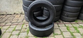 225/65/16C Motrio - zimní - pošlu poštou 1104.