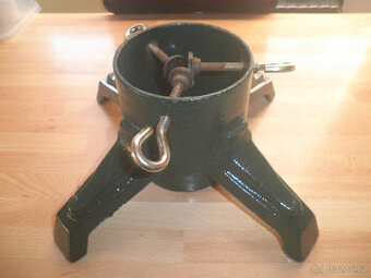 Stojan na vánoční stromek