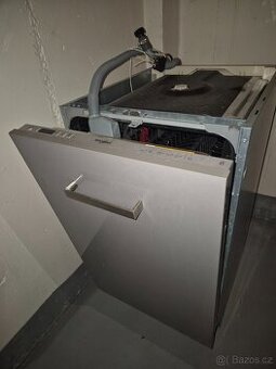 WHIRLPOOL WSIC 3M27 C