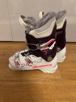 Detske lyzaky Nordica Speedmachine JR 3 23