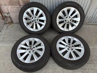 16" Elektrony SKODA 5x100 s pneumatikami 205/55 R16