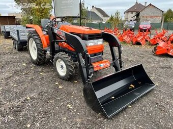 Malotraktor Kubota GL23 s čelním nakladačem
