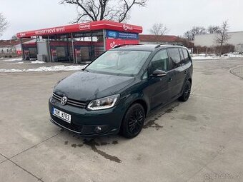 Volkswagen Touran Automat 2.0tdi 103kw nove rozvody stk Naje