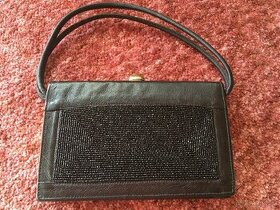 Starožitná plesová kožená kabelka s korálky