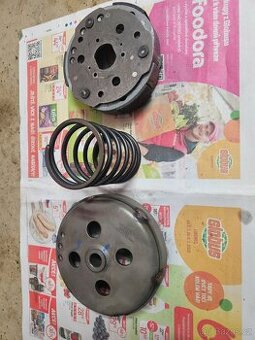 Prodám spojku na Aprilia SRGT