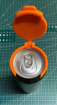 RYBÁŘSKÉ DOPLŇKY, VÍČKA NA PLECHOVKU PROTI HMYZU