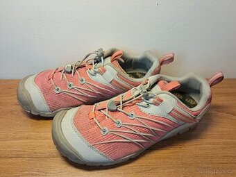 Dívčí tenisky Keen, vel. 38