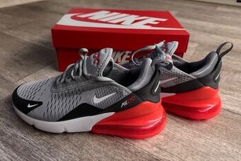 Nike Air Max 270