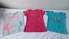 Sada oblečení pro holčičku (vel. 128/134)