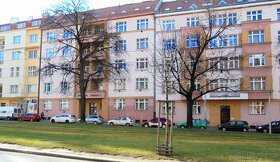 Pronájem bytu 2+kk/B v ulici Jugoslávských Partyzánů, Praha 