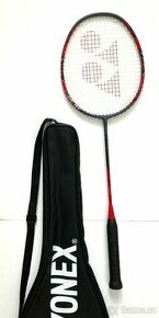 Prodám zánovní badmintonovou raketu YONEX Arcsaber 11 Play - 1