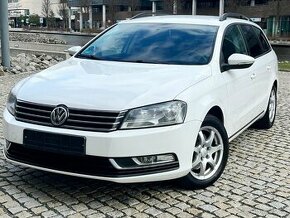 Volkswagen Passat 2.0TDI DSG 103kW KAMERA TAŽNÉ SERVISKA