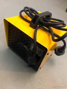 PŘENOSNÉ TOPENÍ PTC 2000W S VENTILÁTOREM A TERMOSTATEM