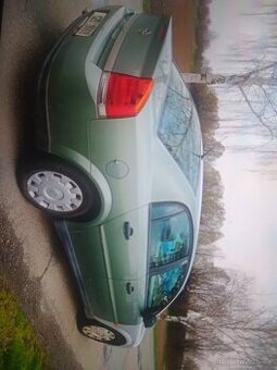 Opel Astra 1.8 i sedan rok 2003