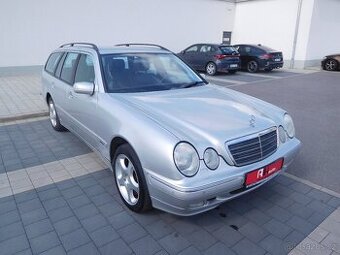 Mercedes-Benz E 430 Avantgarde 4.3i, 205kW 4-Matic