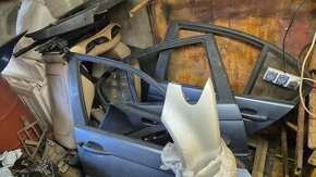 bmw e46 díly dveře a kufr sedan