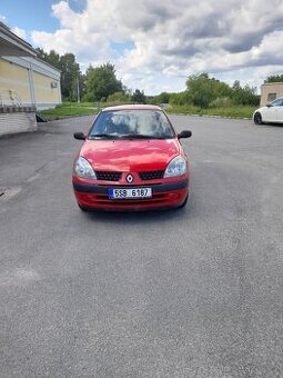 Renault Clio - 1