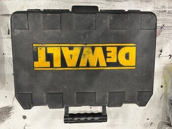 Dewalt kufr