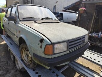 Prodám díly z škoda 125l