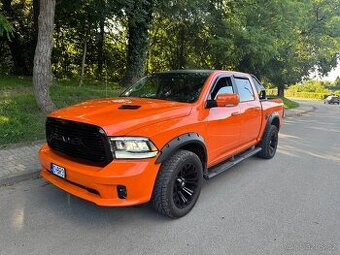 Dodge Ram 1500 5.7 hemi
