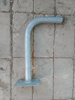 Držák na antenu pozinkovaný