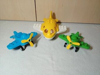 lego duplo letadla