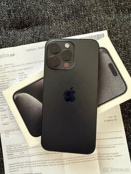 Apple iPhone 15 pro max 256gb 86% baterie . Komplet balení